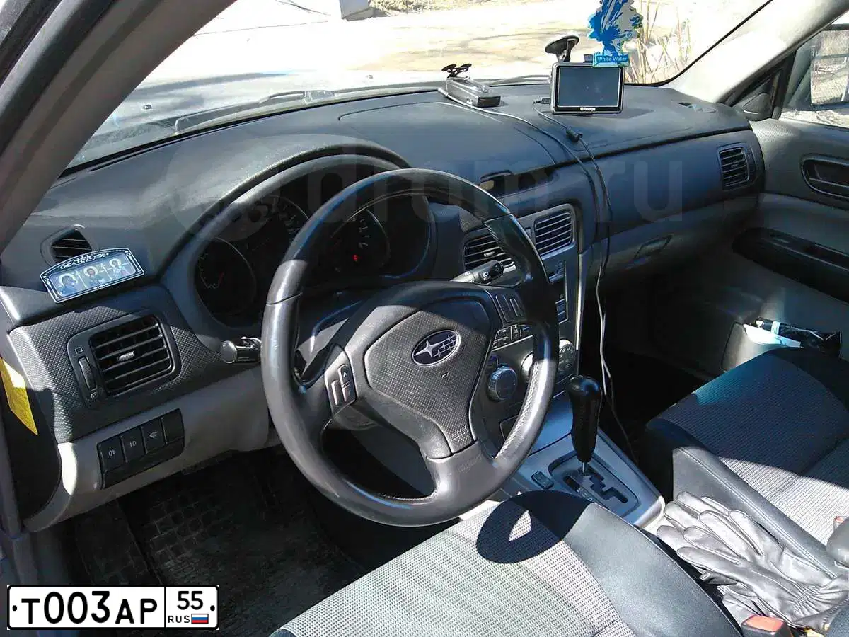 Фото автомобиля SUBARU FORESTER, 2007 — госномер Т003АР55. Цвет: СЕРЕБРИСТЫЙ