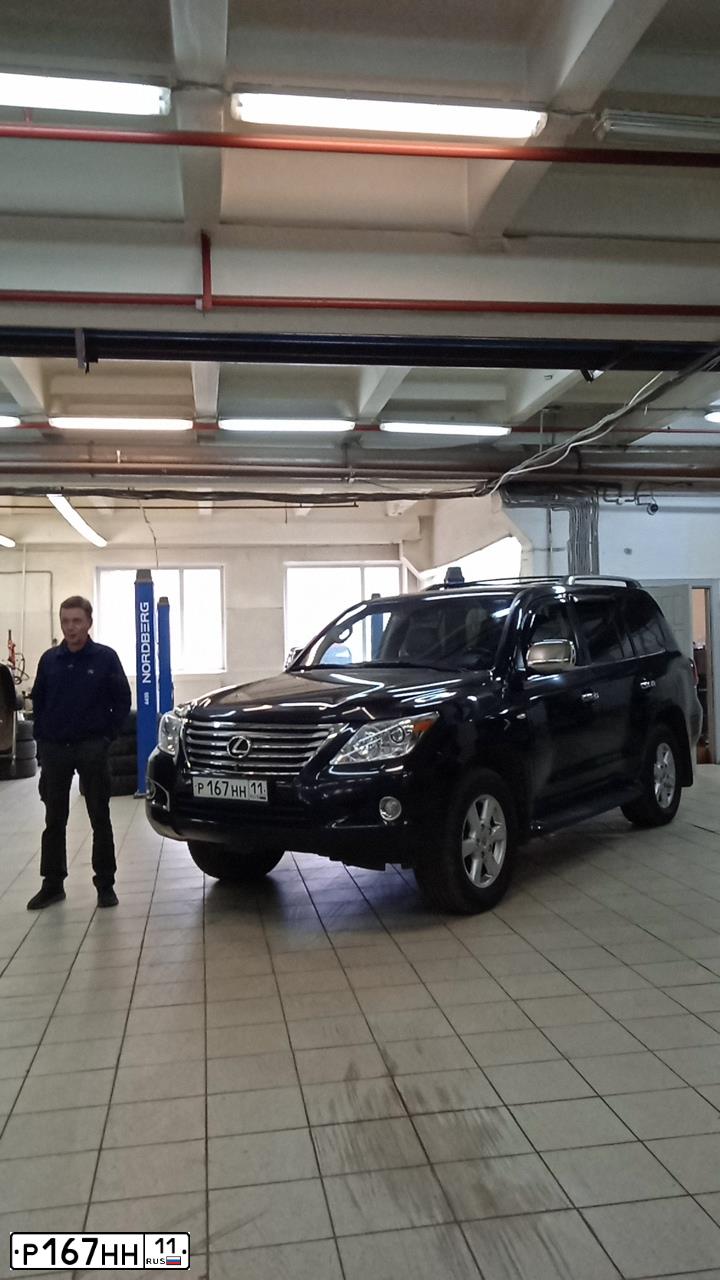 Фото автомобиля LEXUS LX, 2008 — госномер Р167НН11. Цвет: ЧЕРНЫЙ