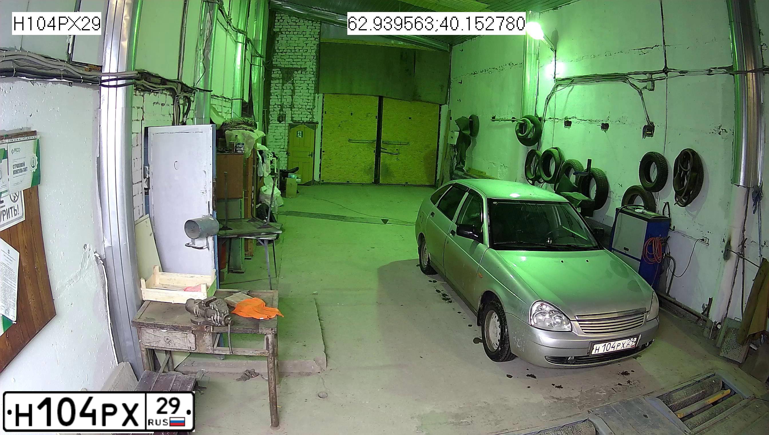 Фото автомобиля LADA PRIORA, 2010 — госномер О706УЕ29