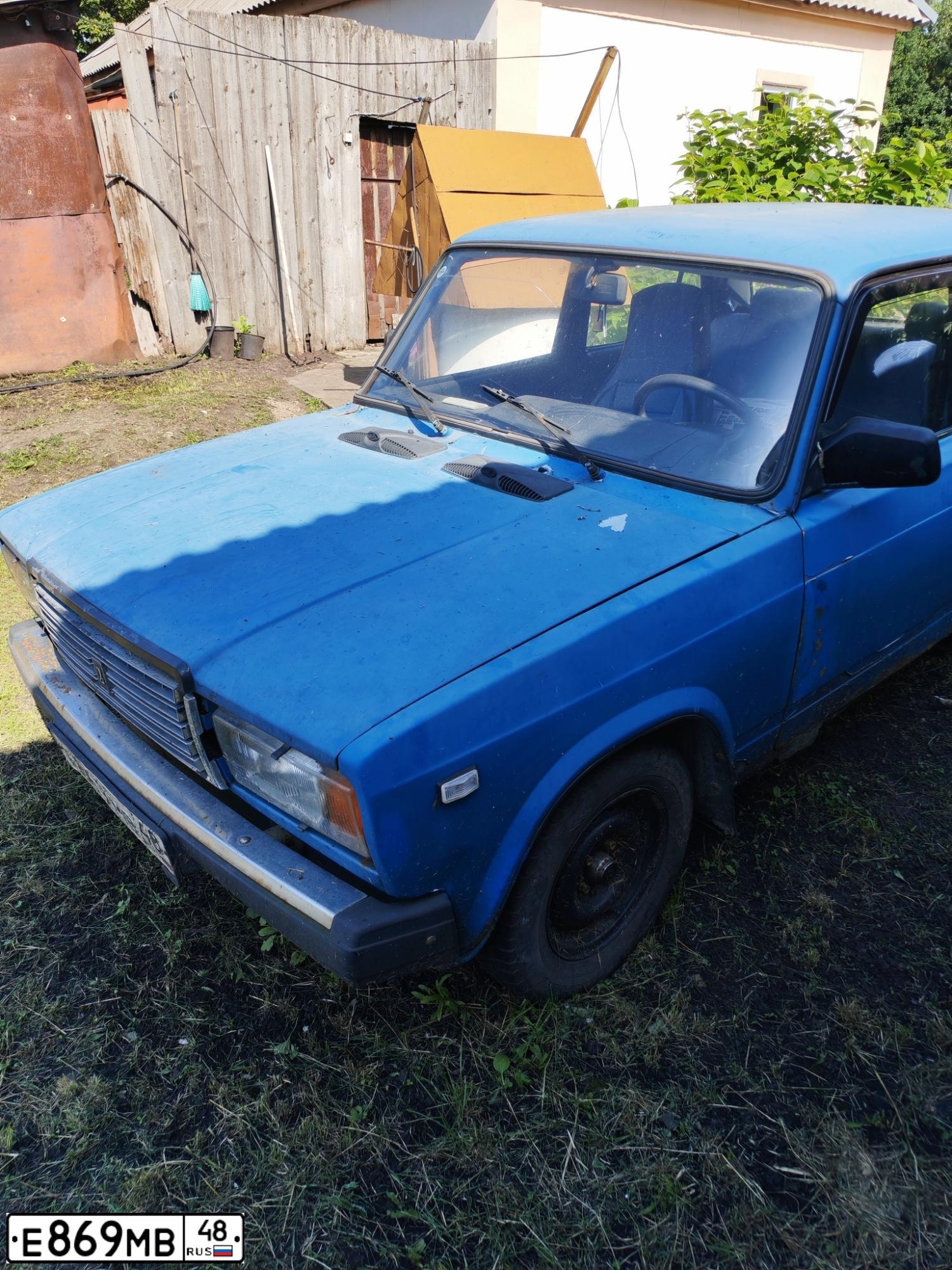 Фото автомобиля LADA 2107, 2007 — госномер Е869МВ48. Цвет: СИНИЙ