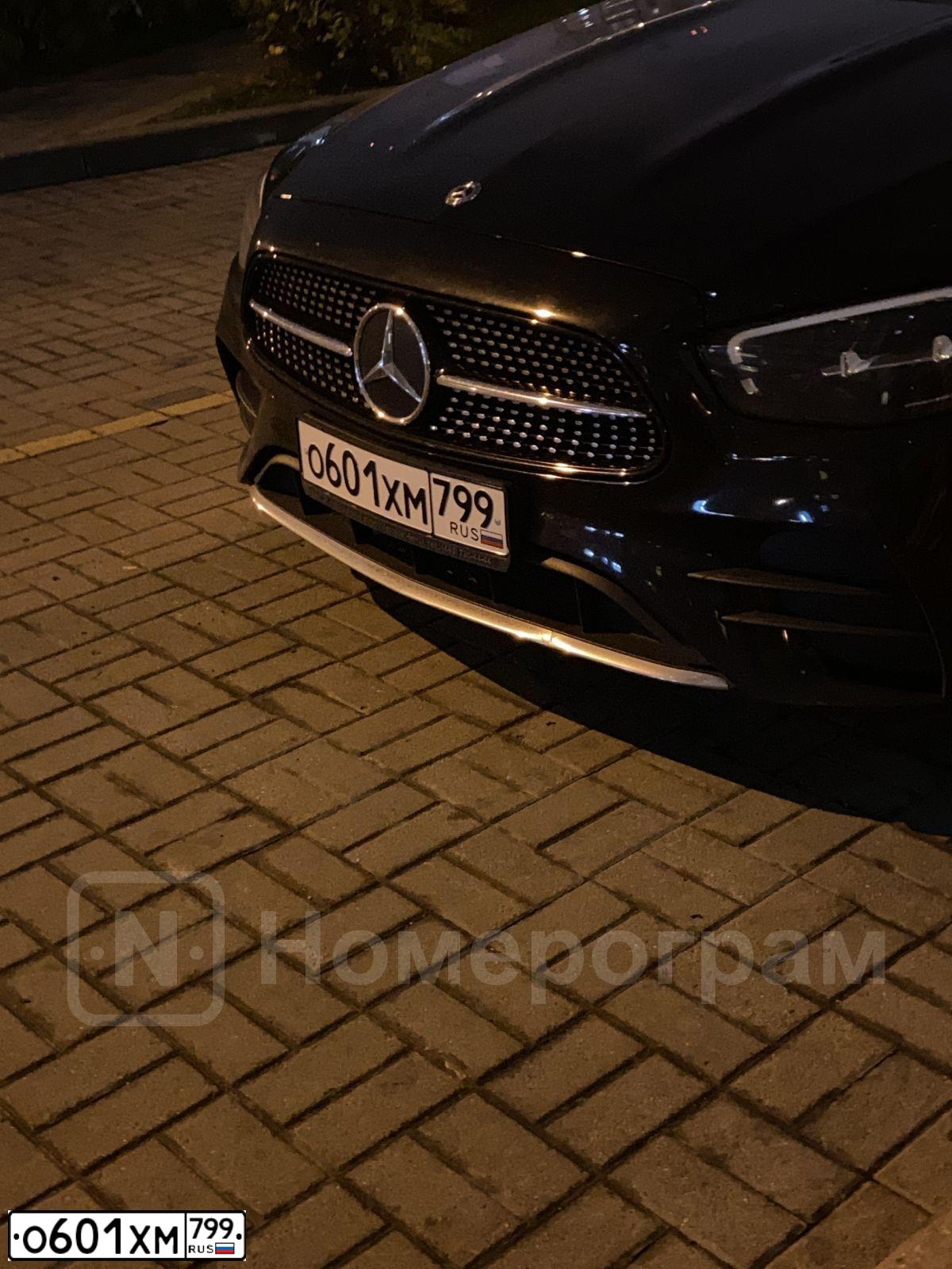 Фото автомобиля MERCEDES-BENZ E-CLASS Е 200 4МАТIС, 2020 — госномер О601ХМ799. Цвет: ЧЕРНЫЙ