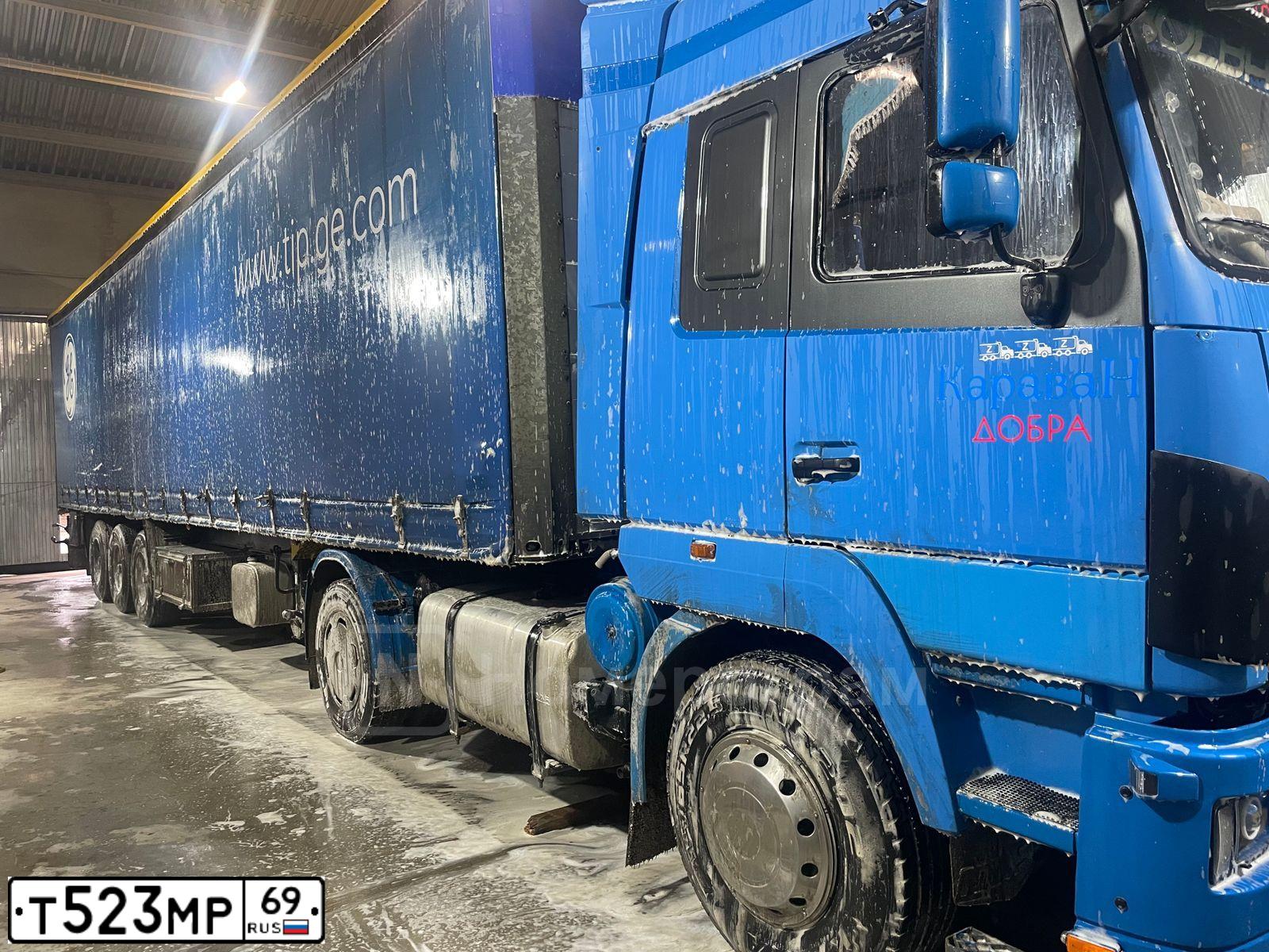Фото автомобиля MAZ 5440 /4X2/, 2008 — госномер Т523МР69. Цвет: СИНИЙ
