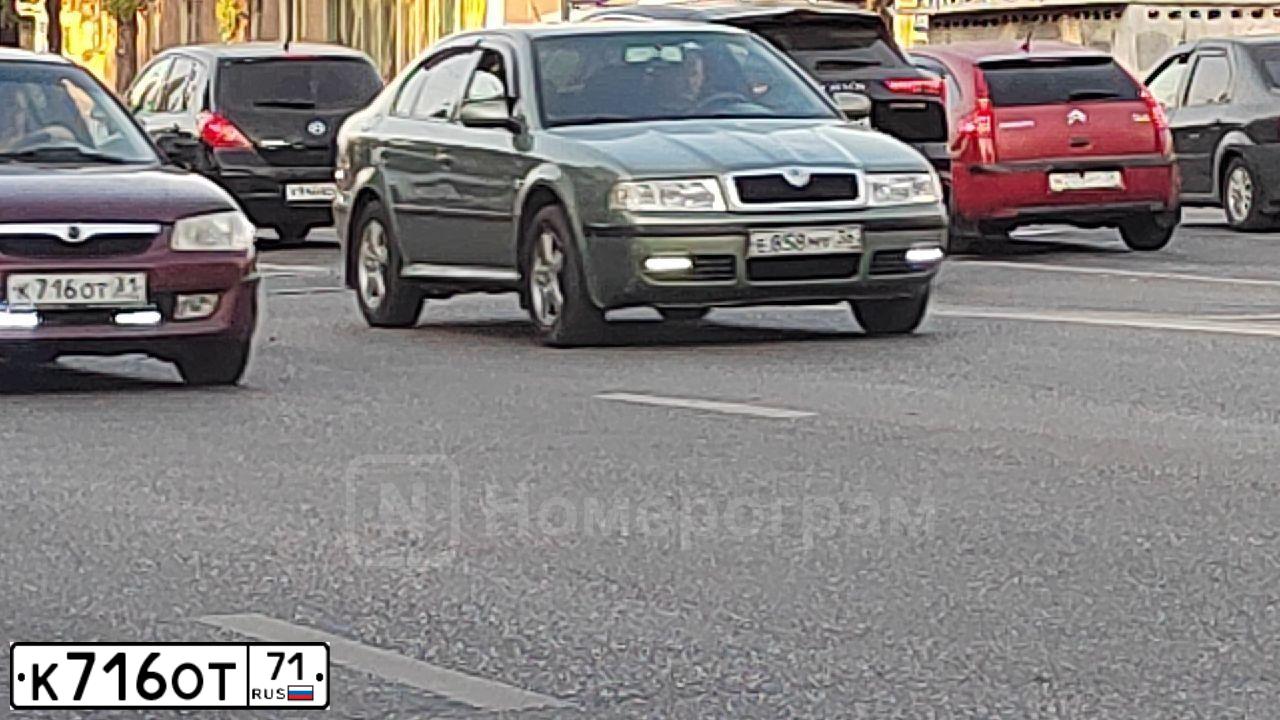 Фото автомобиля HYUNDAI GETZ, 2010 — госномер М542УО790. Цвет: БЕЖЕВЫЙ