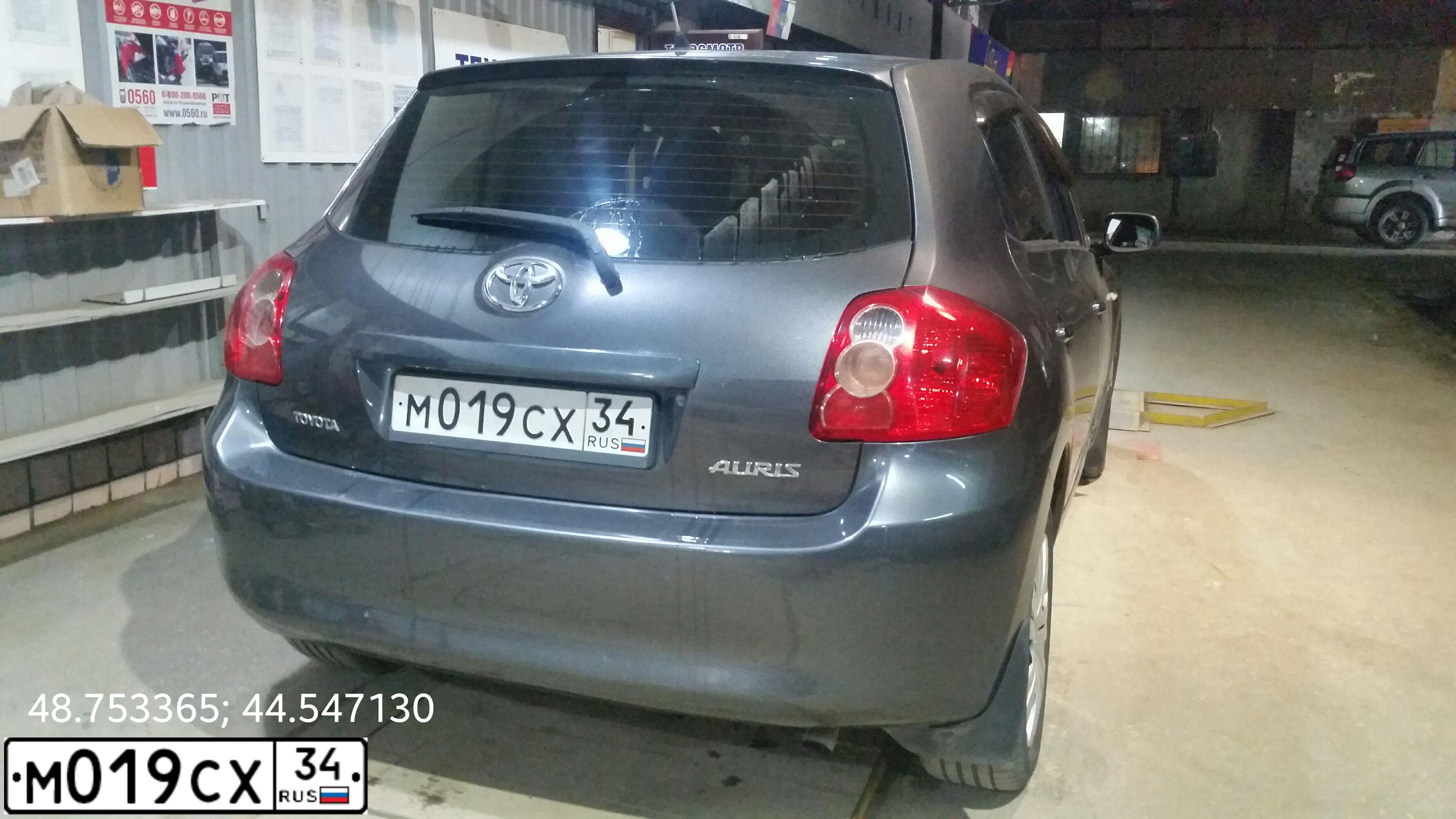 Фото автомобиля TOYOTA AURIS, 2008 — госномер М019СХ34. Цвет: СЕРЫЙ