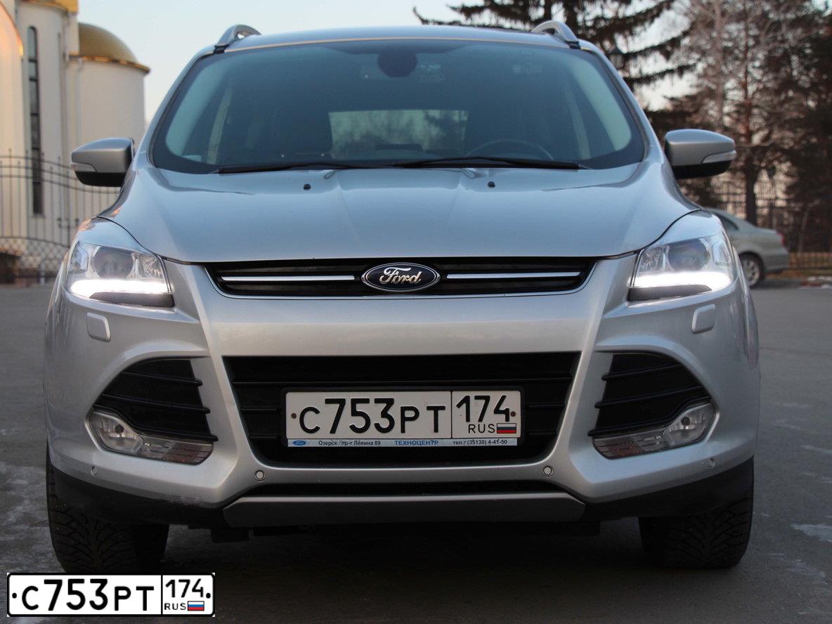 Фото автомобиля FORD KUGA, 2013 — госномер Р480ОВ58. Цвет: СЕРЕБРИСТЫЙ