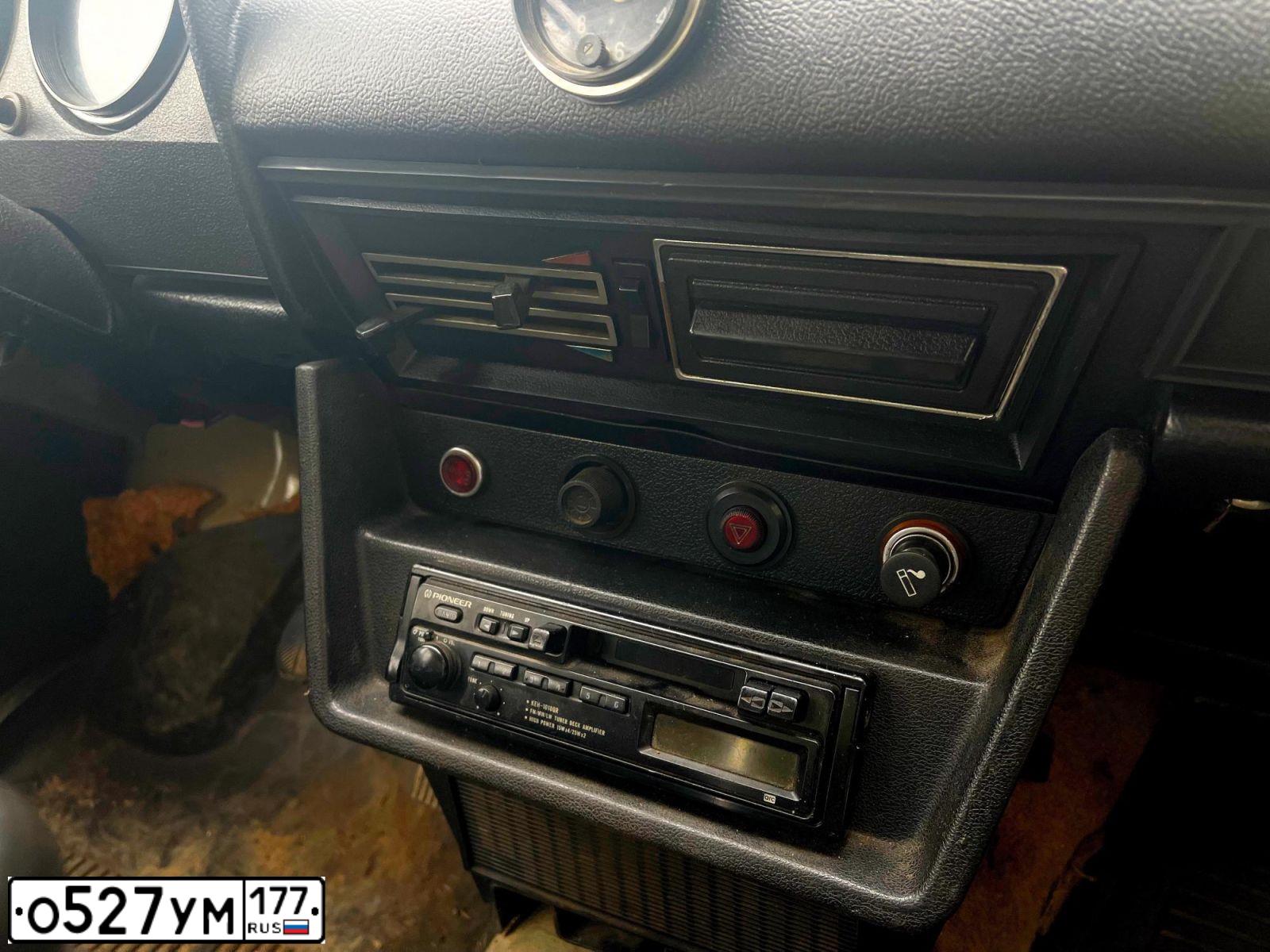 Фото автомобиля LADA 2106, 1993 — госномер О527УМ177. Цвет: БЕЖЕВЫЙ