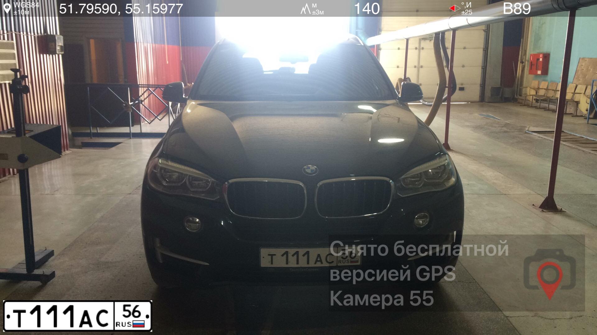 Фото автомобиля BMW X4, 2016 — госномер О871УЕ174. Цвет: ТЕМНО-СЕРЫЙ