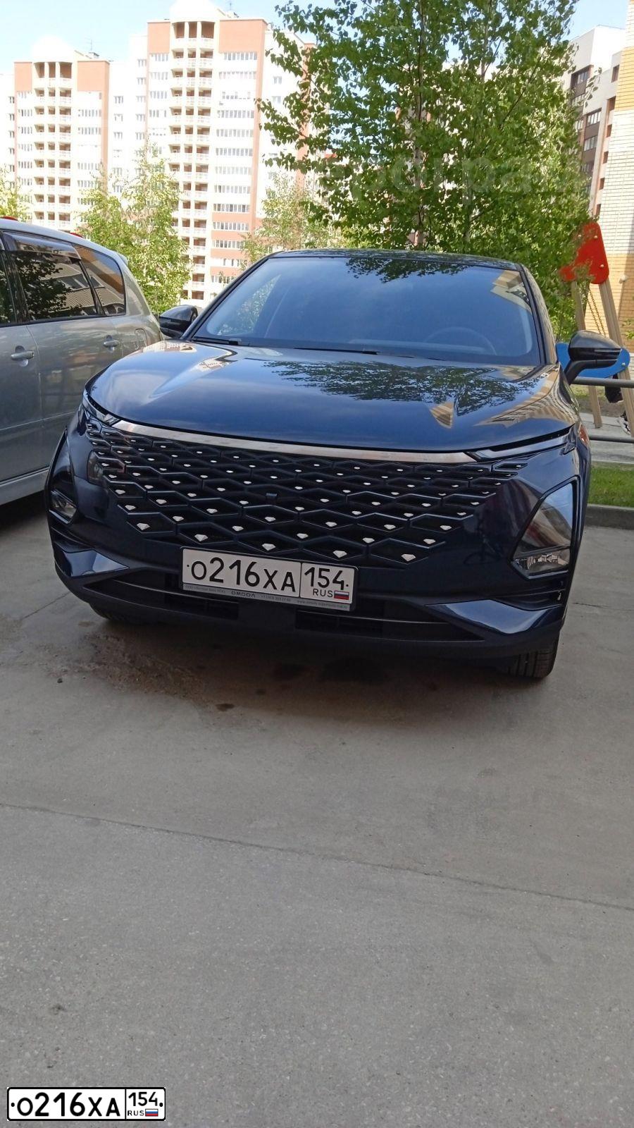 Фото автомобиля OMODA C5 Т34DРL4ВL51Е213Т, 2023 — госномер О216ХА154. Цвет: синий