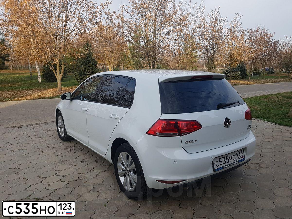 Фото автомобиля VOLKSWAGEN GOLF, 2014 — госномер С535НО123. Цвет: Белый