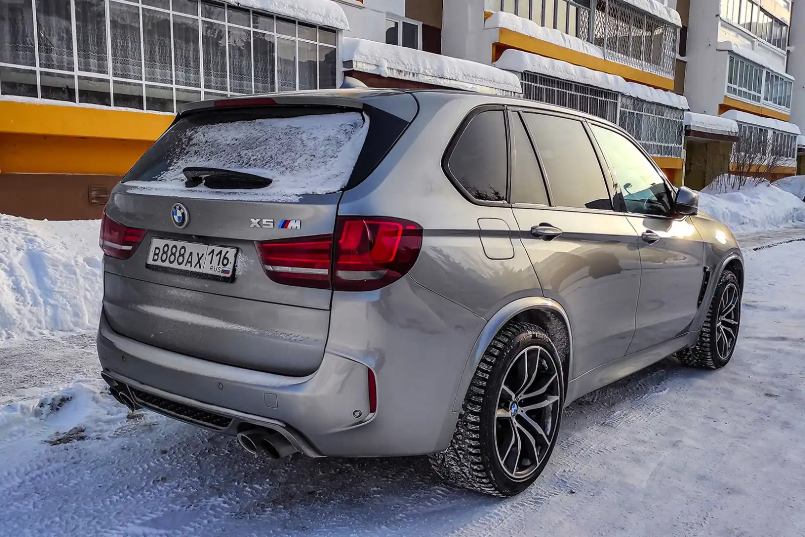 Фото автомобиля BMW X3, 2014 — госномер В888АХ116. Цвет: Белый