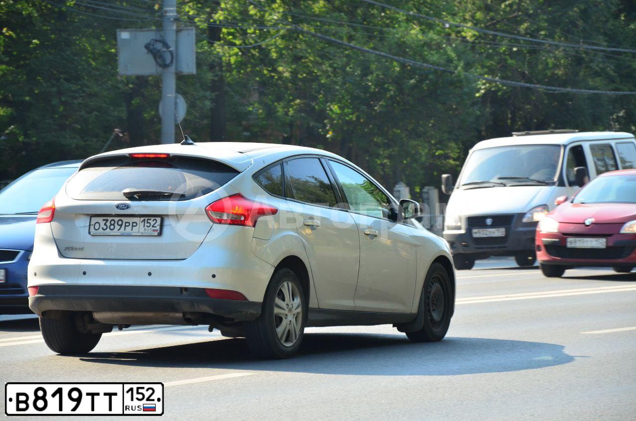 Фото автомобиля RENAULT MEGANE, 2010 — госномер В819ТТ152. Цвет: Красный