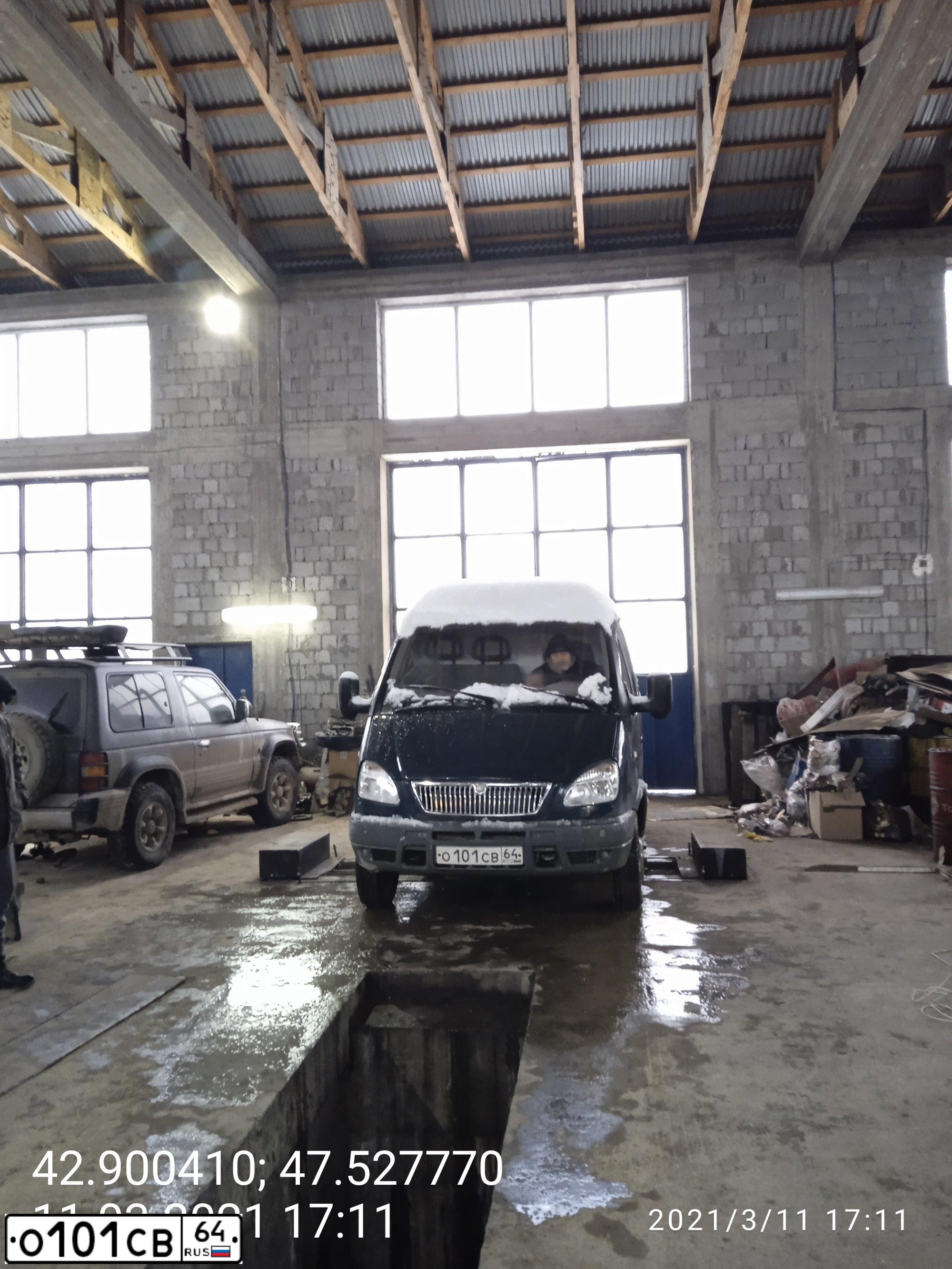 Фото автомобиля LADA 2114 SAMARA, 2007 — госномер Р430УР64. Цвет: СЕРЕБРИСТЫЙ