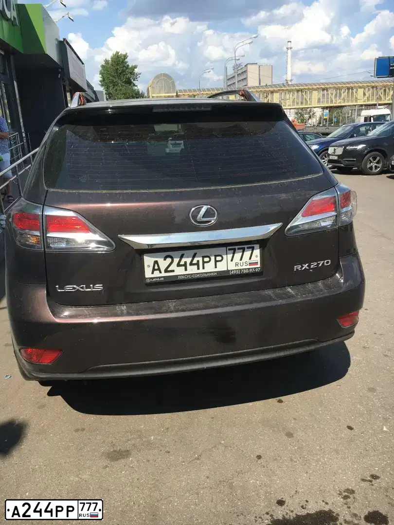 Фото автомобиля LEXUS RX, 2013 — госномер Н392ВХ790. Цвет: Коричневый