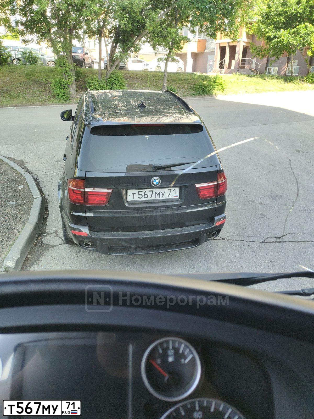 Фото автомобиля BMW X5, 2010 — госномер Т567МУ71. Цвет: ЧЕРНЫЙ
