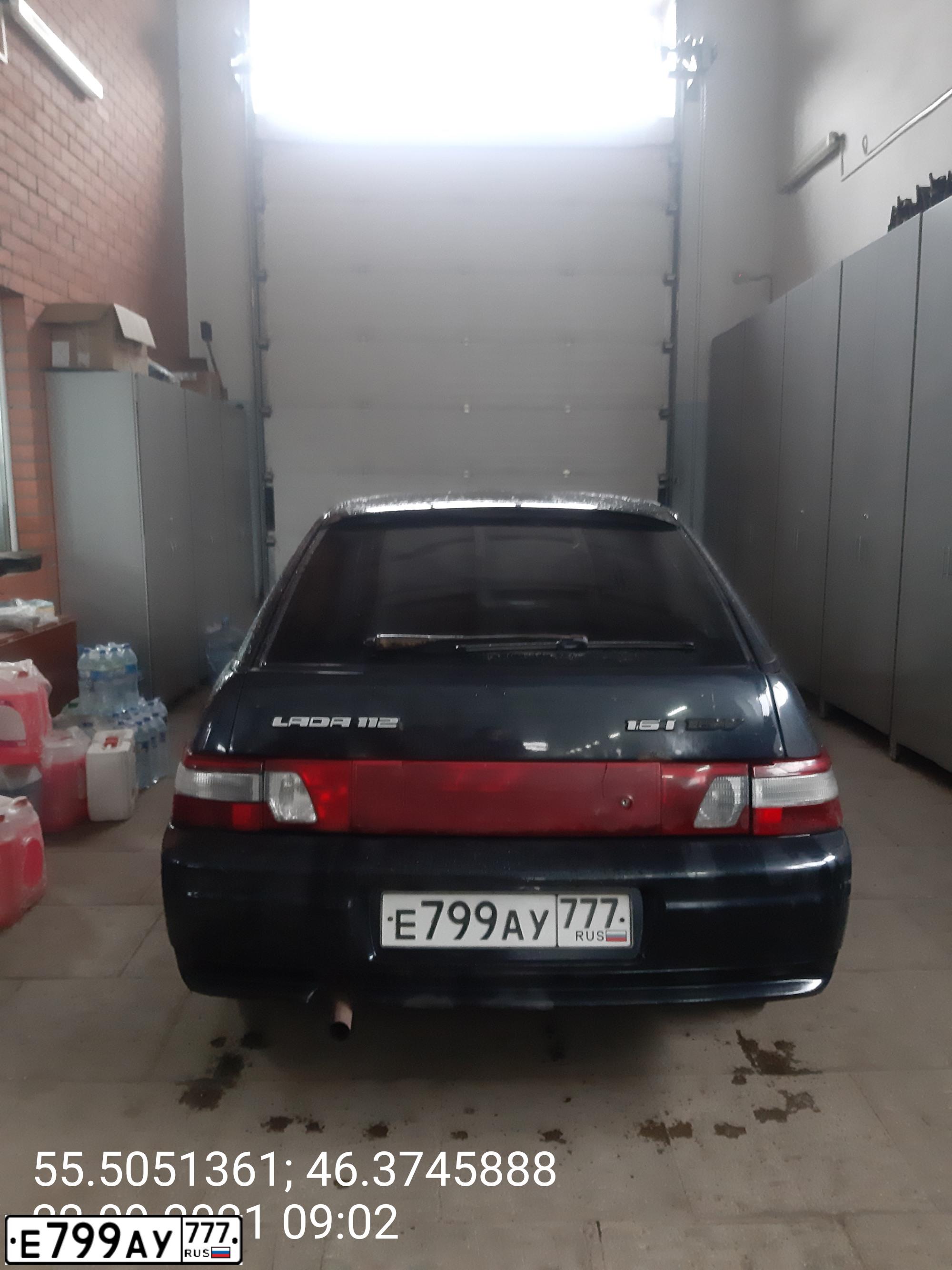 Фото автомобиля LADA 2112 LADA, 2004 — госномер Е799АУ777. Цвет: ГРАФИТОВЫЙ МЕТАЛЛИК