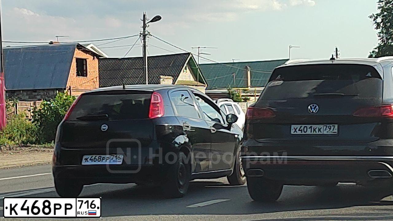 Фото автомобиля FIAT PUNTO, 2006 — госномер К468РР716. Цвет: ЧЕРНЫЙ