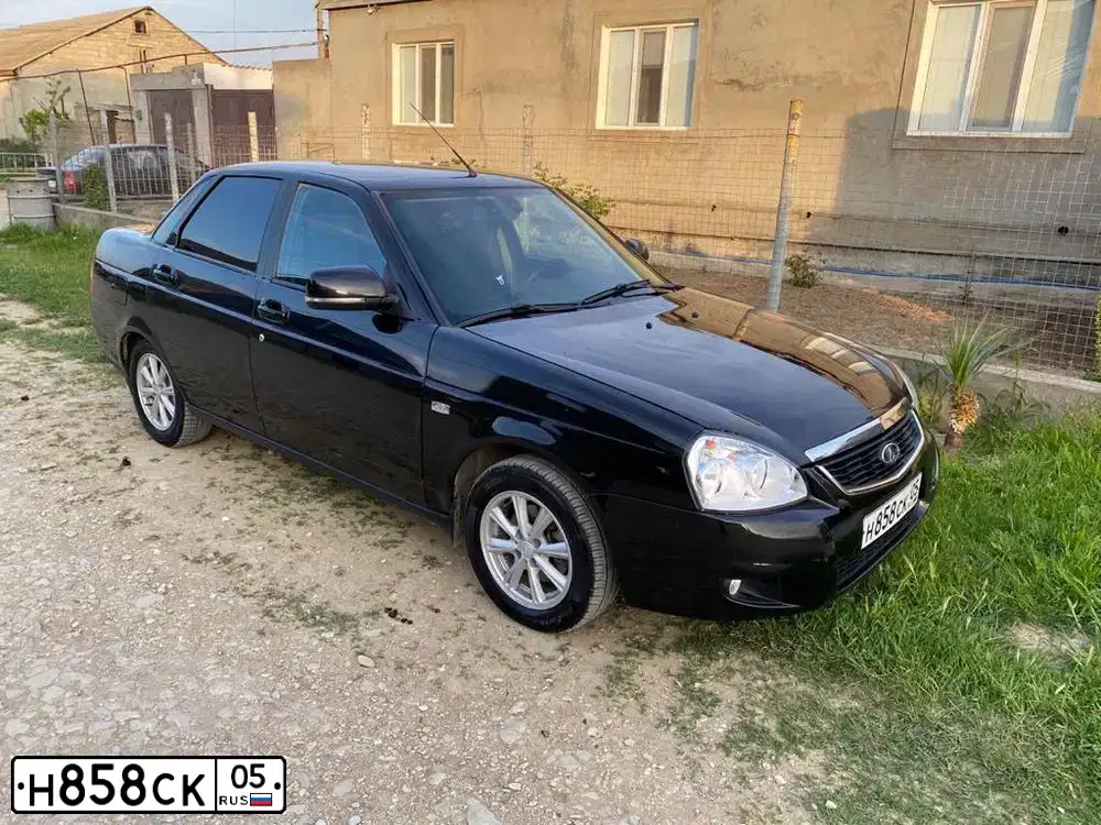 Фото автомобиля LADA 2170 PRIORA, 2014 — госномер Н858СК05. Цвет: ЧЕРНЫЙ