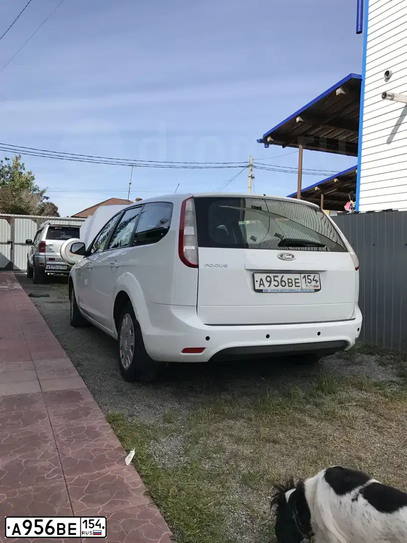 Фото автомобиля FORD D FOCUS, 2010 — госномер В928ЕУ142. Цвет: БЕЛЫЙ