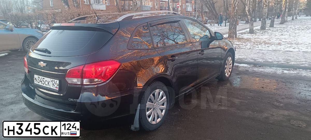 Фото автомобиля CHEVROLET CRUZE, 2015 — госномер А212НТ124. Цвет: ЧЕРНЫЙ