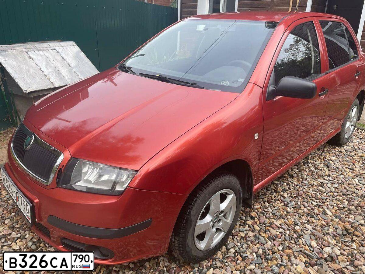 Фото автомобиля NISSAN QASHQAI, 2007 — госномер В326СА790. Цвет: КРАСНЫЙ ТЕМНЫЙ