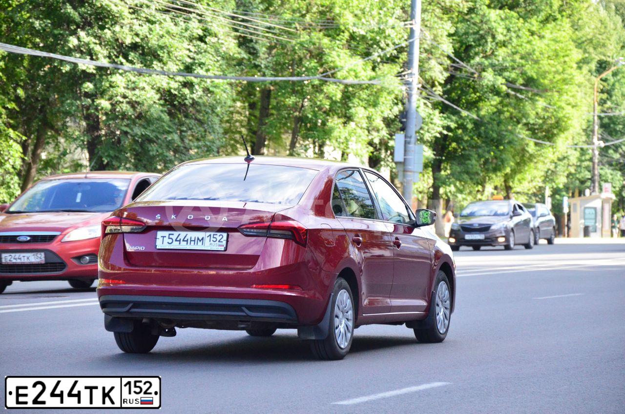 Фото автомобиля FORD D FOCUS, 2008 — госномер Е244ТК152. Цвет: Красный