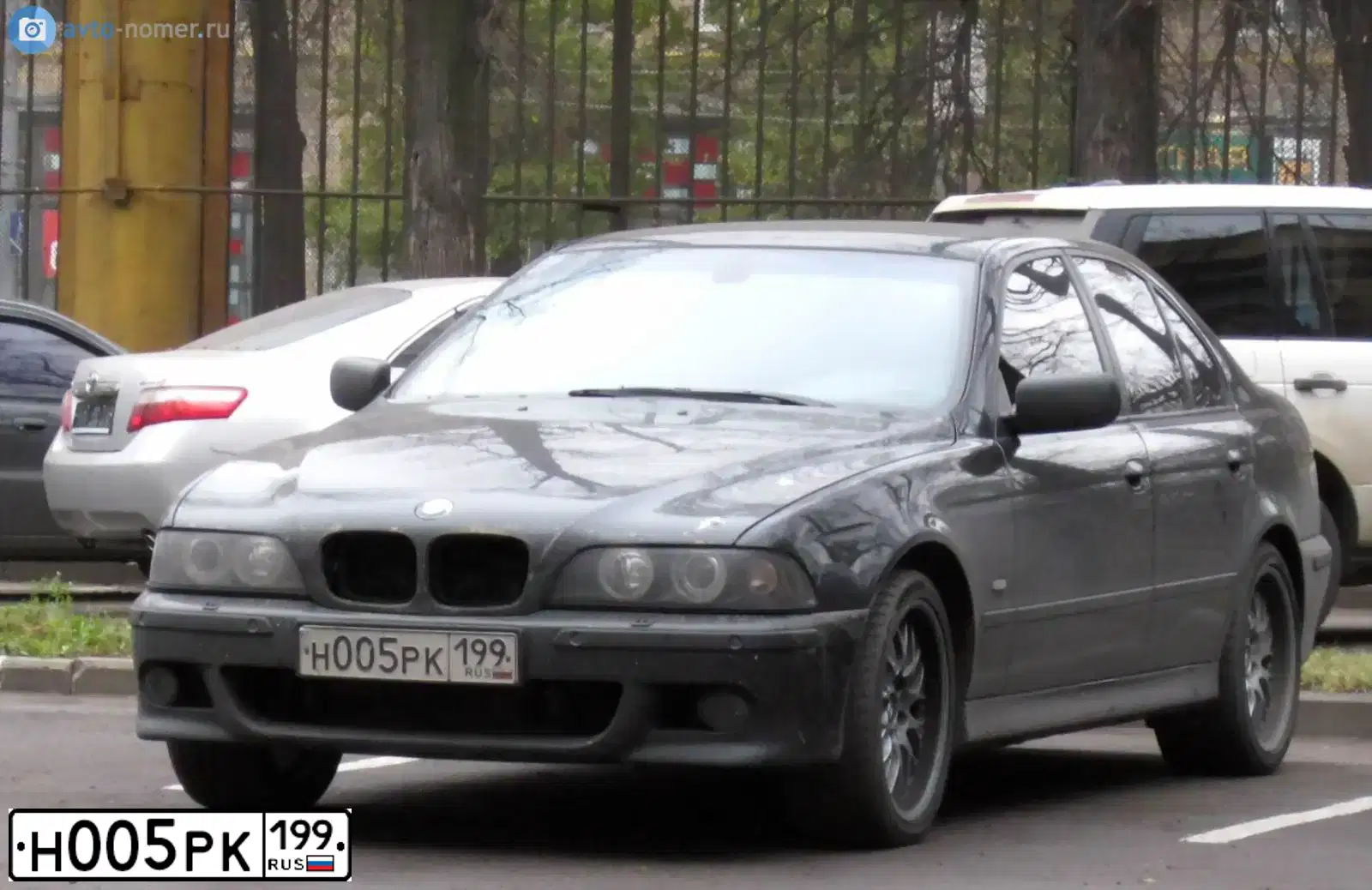 Фото автомобиля BMW SERIE 5, 2002 — госномер С400РВ177. Цвет: ЧЕРНЫЙ
