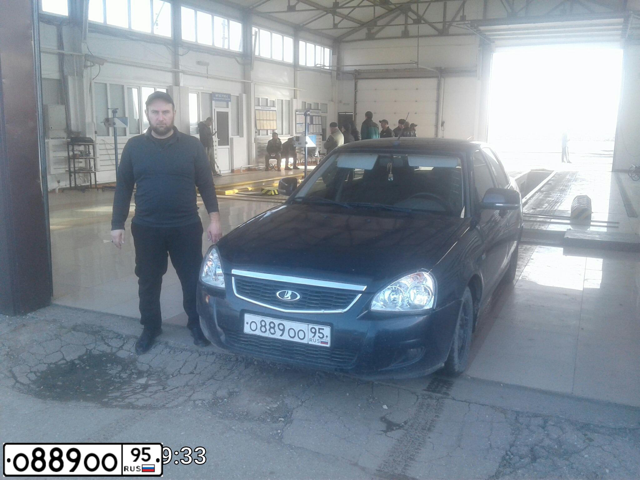 Фото автомобиля LADA 2170 PRIORA, 2010 — госномер Р773ЕУ126. Цвет: СВЕТЛО-СЕРЕБРИСТЫЙ МЕТАЛЛ