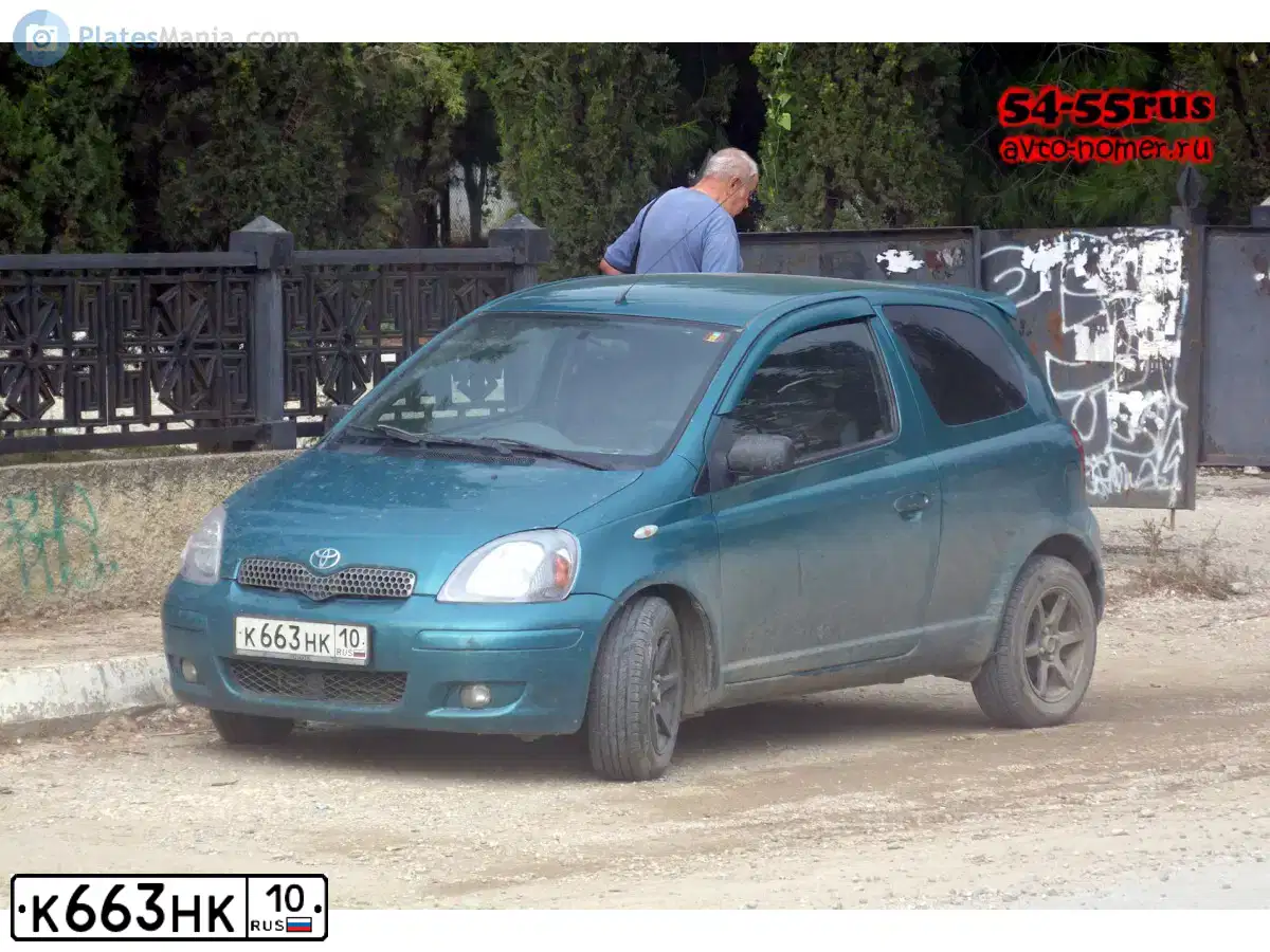 Фото автомобиля TOYOTA YARIS, 2001 — госномер А804ХР92. Цвет: ЗЕЛЕНЫЙ