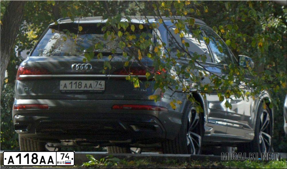 Фото автомобиля INFINITI G35, 2007 — госномер Р007АК174. Цвет: БЕЛЫЙ