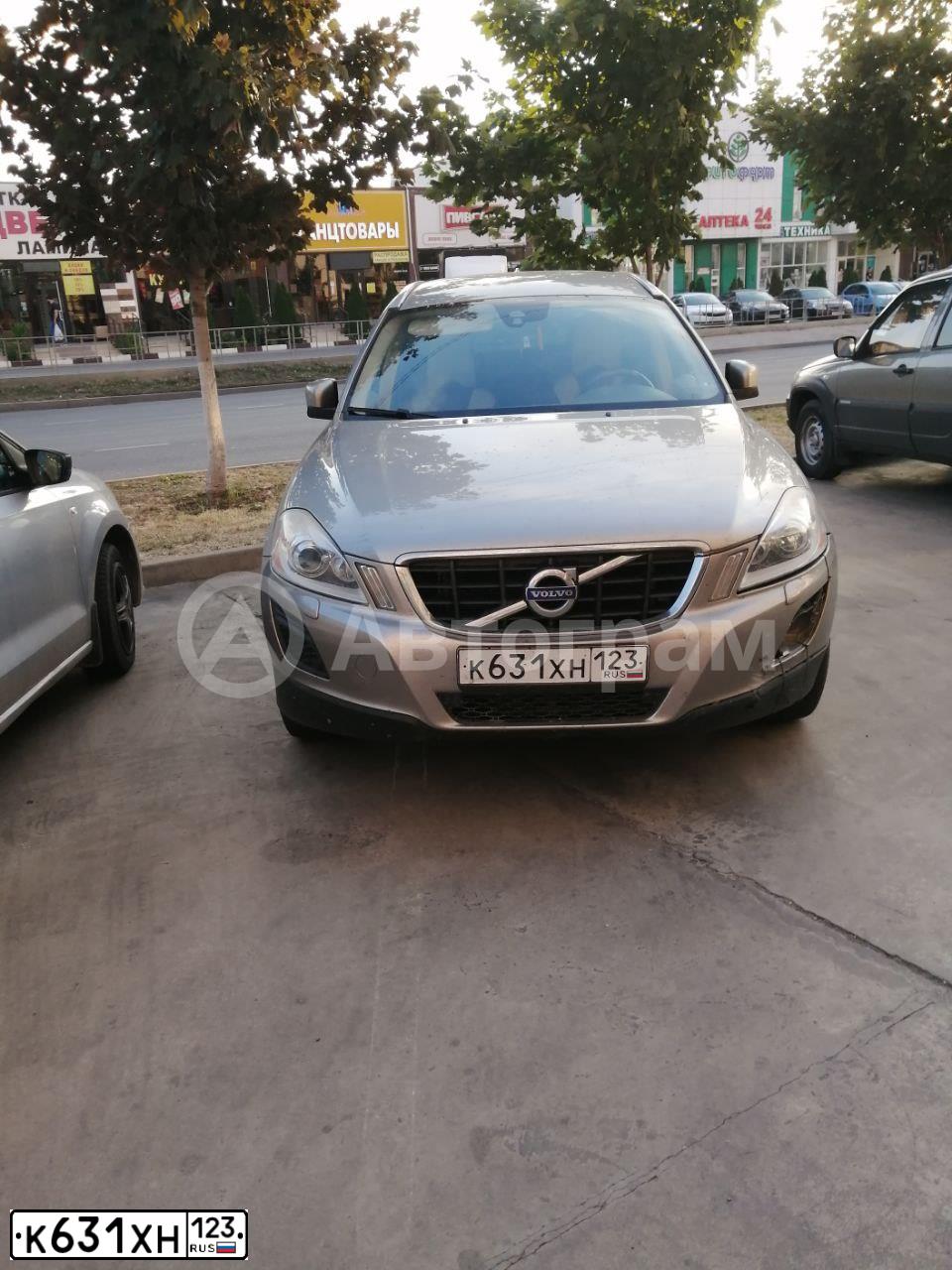 Фото автомобиля VOLVO XC60, 2012 — госномер С050КМ123. Цвет: БЕЖЕВЫЙ