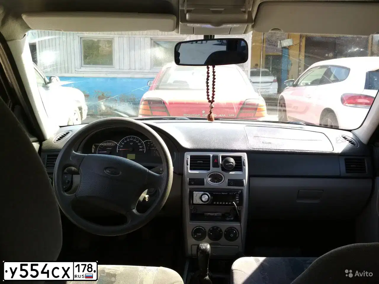 Фото автомобиля LADA 2172 PRIORA, 2008 — госномер У554СХ178. Цвет: Темно-зеленый