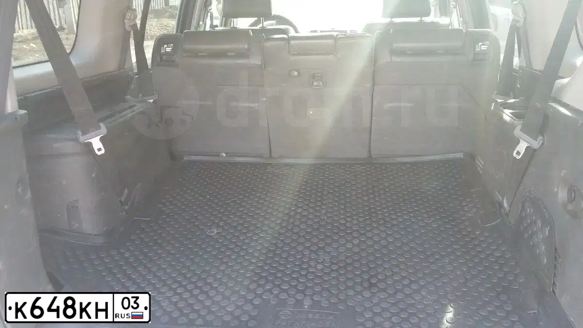 Фото автомобиля NISSAN PATHFINDER, 2005 — госномер К648КН03. Цвет: СЕРЕБРИСТЫЙ