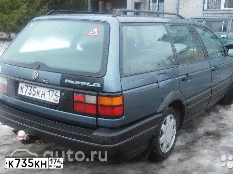 Фото автомобиля VOLKSWAGEN PASSAT, 1989 — госномер У071КЕ174. Цвет: ТЕМНО-СЕРЫЙ