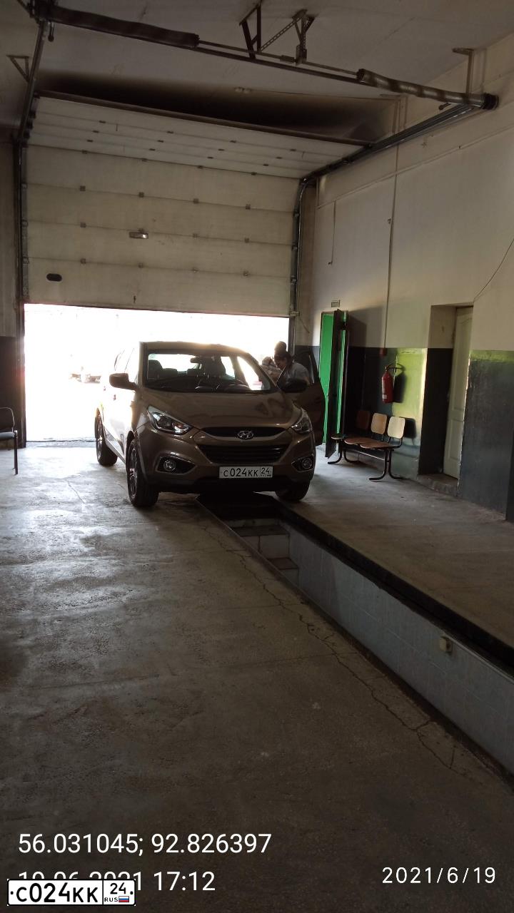 Фото автомобиля GAZ 3110 WOLGA, 2000 — госномер Н770НК124. Цвет: БАКЛАЖАН