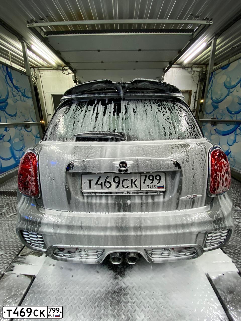 Фото автомобиля MINI MINI, 2019 — госномер Т469СК799. Цвет: СЕРЫЙ