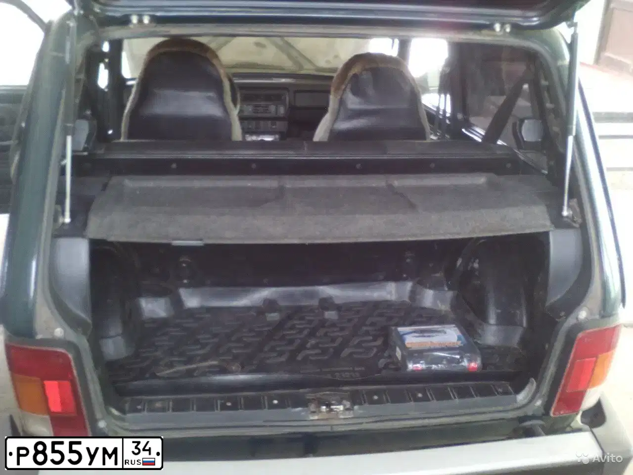 Фото автомобиля LADA 2121 NIVA, 2011 — госномер В042СУ134. Цвет: ТЕМНО ЗЕЛЕНЫЙ