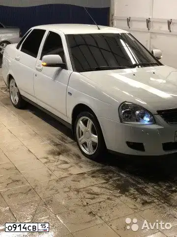 Фото автомобиля LADA 2170 PRIORA, 2012 — госномер О914СВ15. Цвет: Белый