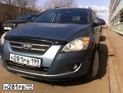 Фото автомобиля KIA CEE'D, 2009 — госномер Х904НТ123. Цвет: СИНИЙ