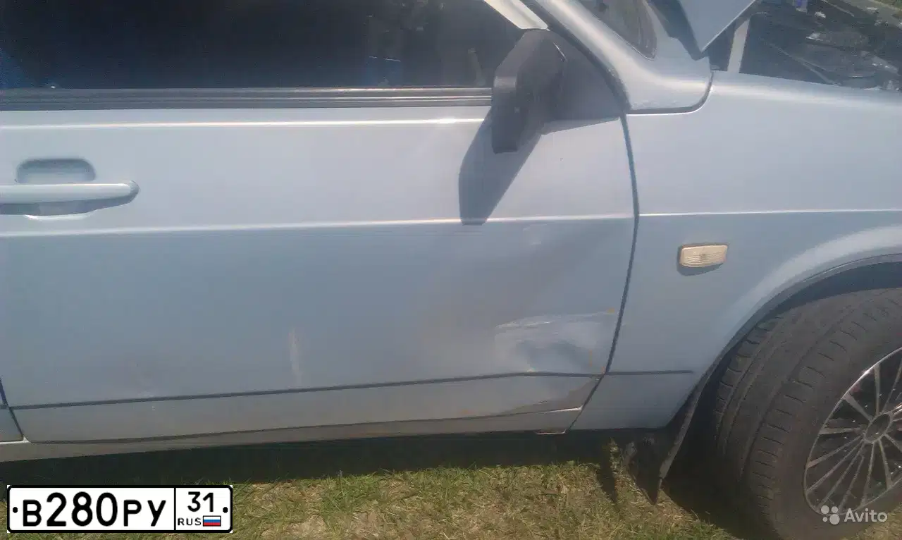 Фото автомобиля LADA 2109 SAMARA, 1998 — госномер В280РУ31. Цвет: СЕРЕБРИСТО-ГОЛУБОЙ