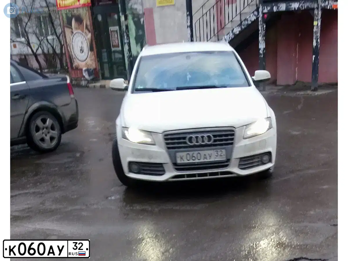 Фото автомобиля MITSUBISHI LANCER, 2008 — госномер Р663КА32
