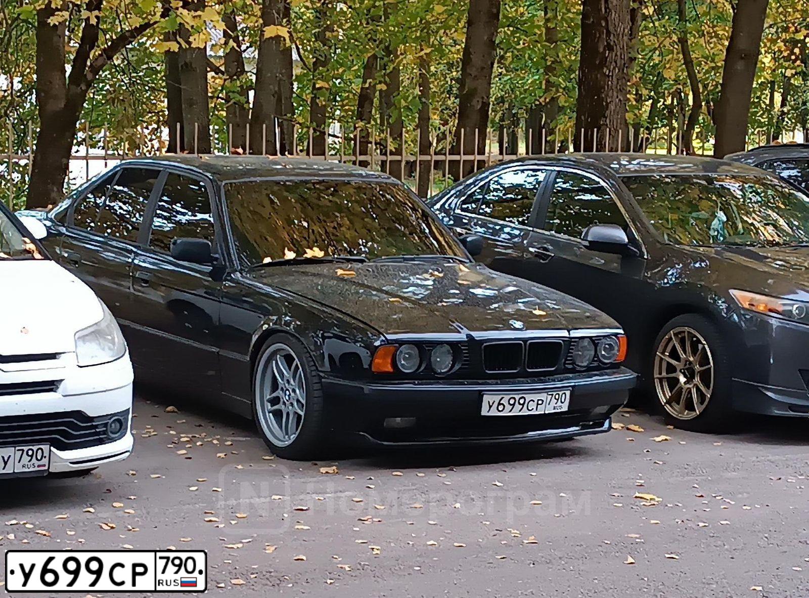 Фото автомобиля BMW SERIE 5, 1991 — госномер У699СР790. Цвет: ЧЕРНЫЙ