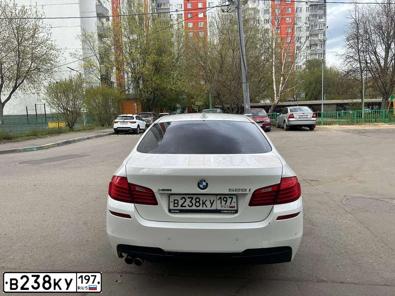 Фото автомобиля BMW SERIE 3, 2010 — госномер С493СР198. Цвет: ЧЕРНЫЙ