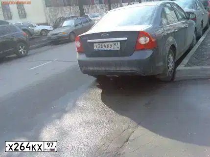 Фото автомобиля FORD FOCUS, 2008 — госномер Х264КХ97. Цвет: ТЕМНО-СЕРЫЙ