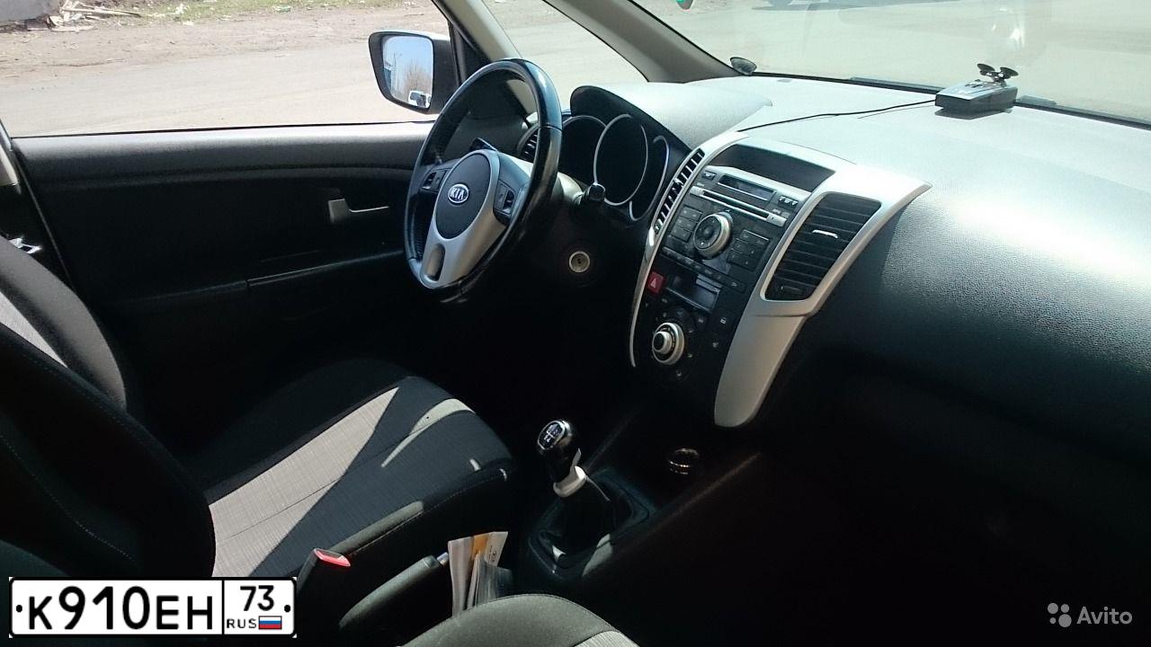 Фото автомобиля KIA VENGA, 2011 — госномер Е886КУ73. Цвет: СЕРЕБРИСТЫЙ