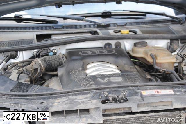 Фото автомобиля AUDI A6, 1998 — госномер С227КВ96. Цвет: СВЕТЛО-СЕРЫЙ