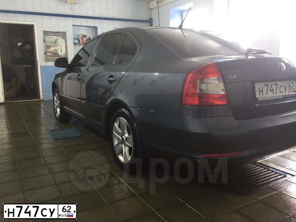 Фото автомобиля SKODA OCTAVIA, 2011 — госномер Т070ВХ136. Цвет: ТЕМНО-СЕРЫЙ