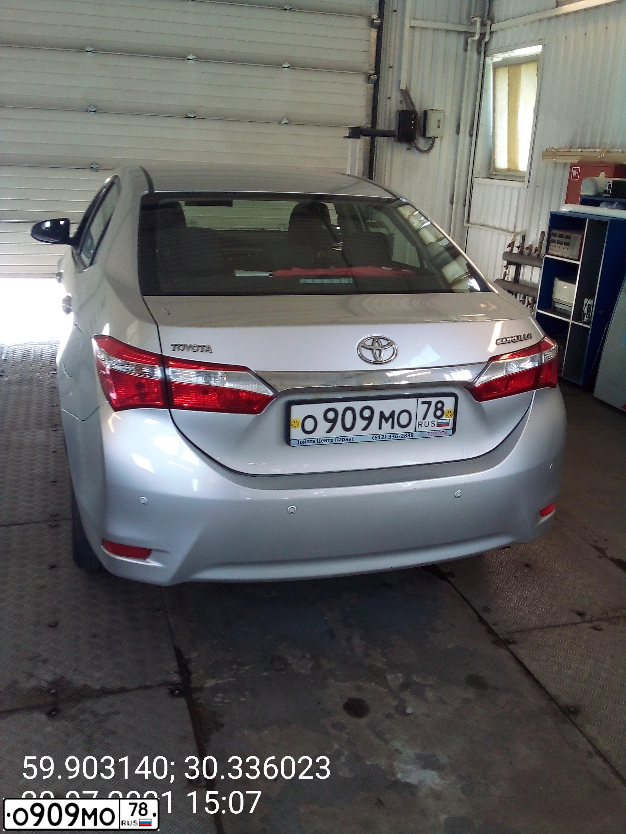 Фото автомобиля TOYOTA AVENSIS, 2008 — госномер С530ВС178. Цвет: ЧЕРНЫЙ