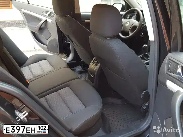 Фото автомобиля SKODA OCTAVIA, 2006 — госномер Е397ЕН102. Цвет: ЧЕРНЫЙ