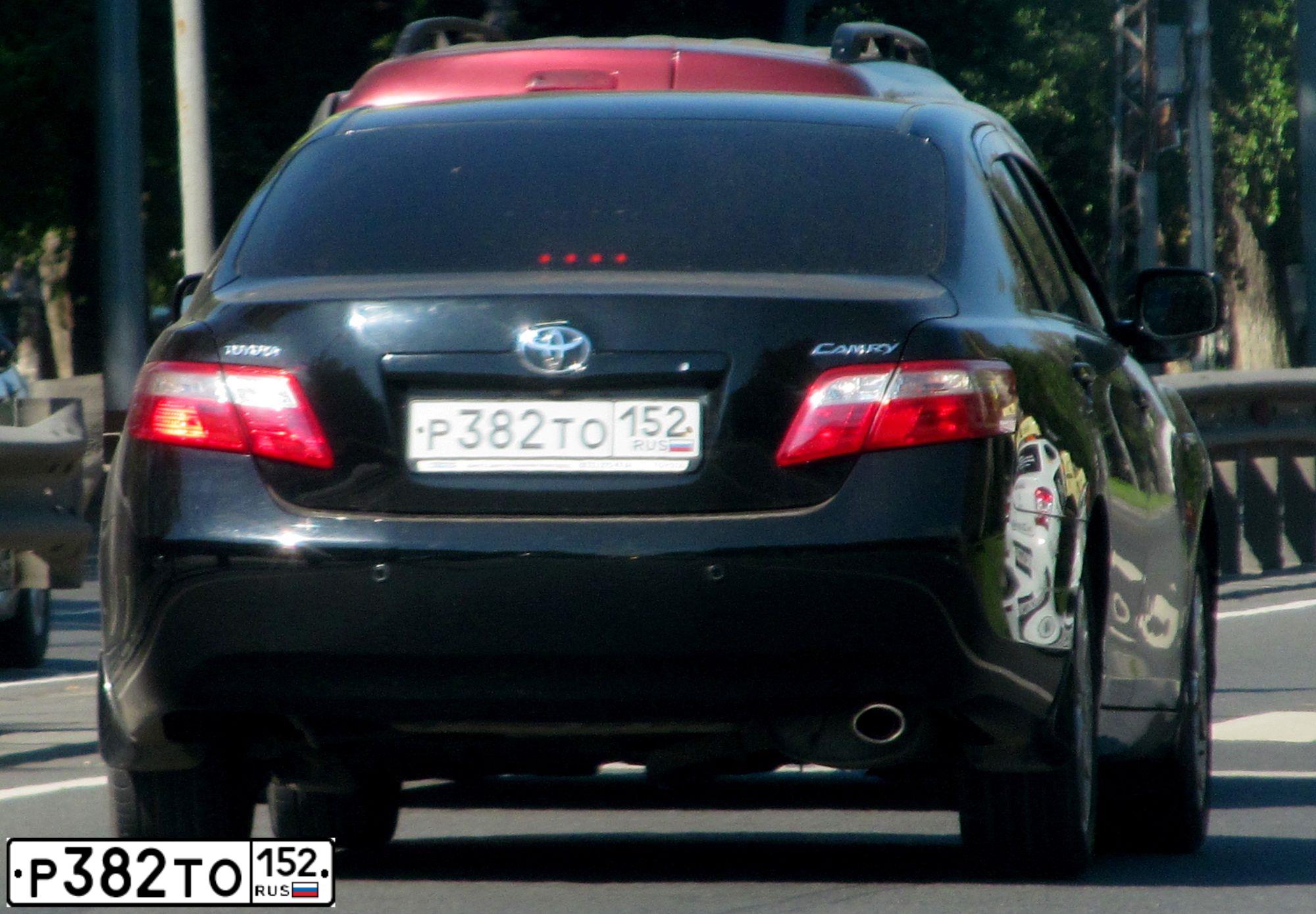Фото автомобиля TOYOTA CAMRY, 2008 — госномер Х900МК52. Цвет: ЧЕРНЫЙ