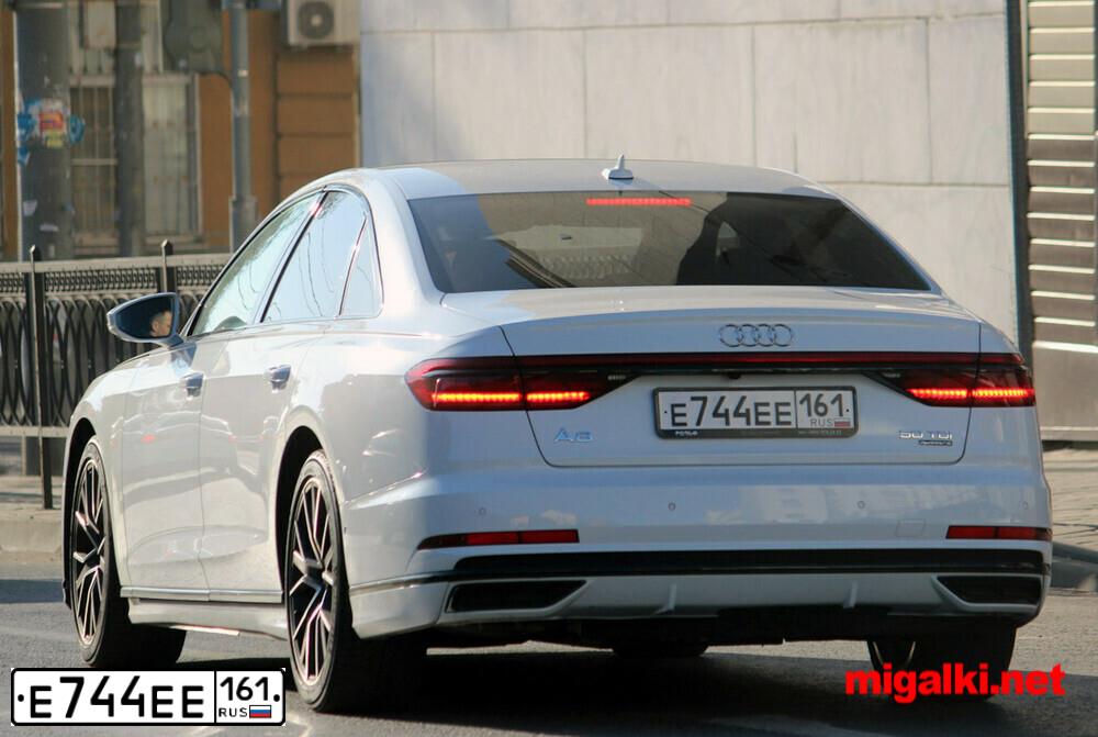 Фото автомобиля MERCEDES E-KLASSE, 2016 — госномер М005ВР761. Цвет: Белый